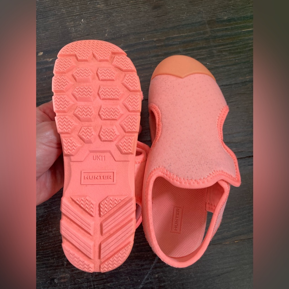 Hunter Kids Mesh Outdoor Sandals GUC 🟠 size 11